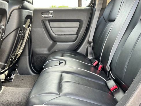 Used 2008 HUMMER H3 Luxury AWD/4WD image 13