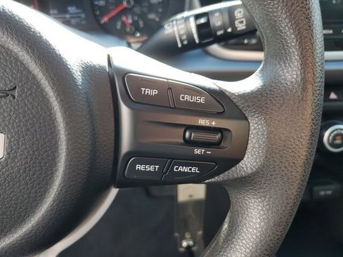 Used 2023 Kia Rio S image 30