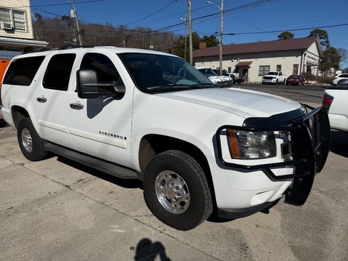 Used 2007 Chevrolet Suburban 2500 LT image 4