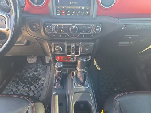Used 2020 Jeep Wrangler Unlimited Rubicon AWD/4WD image 11