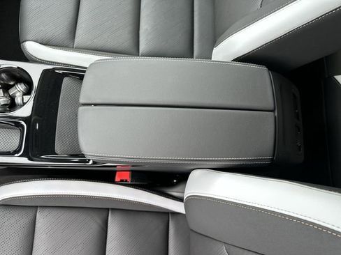 New 2026 Buick Envision Sport Touring AWD/4WD image 25
