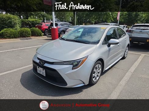Used 2024 Toyota Corolla LE FWD image 13