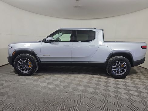 Used 2023 Rivian R1T Launch Edition image 2