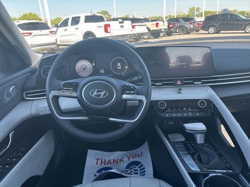 New 2026 Hyundai Elantra Limited FWD image 11