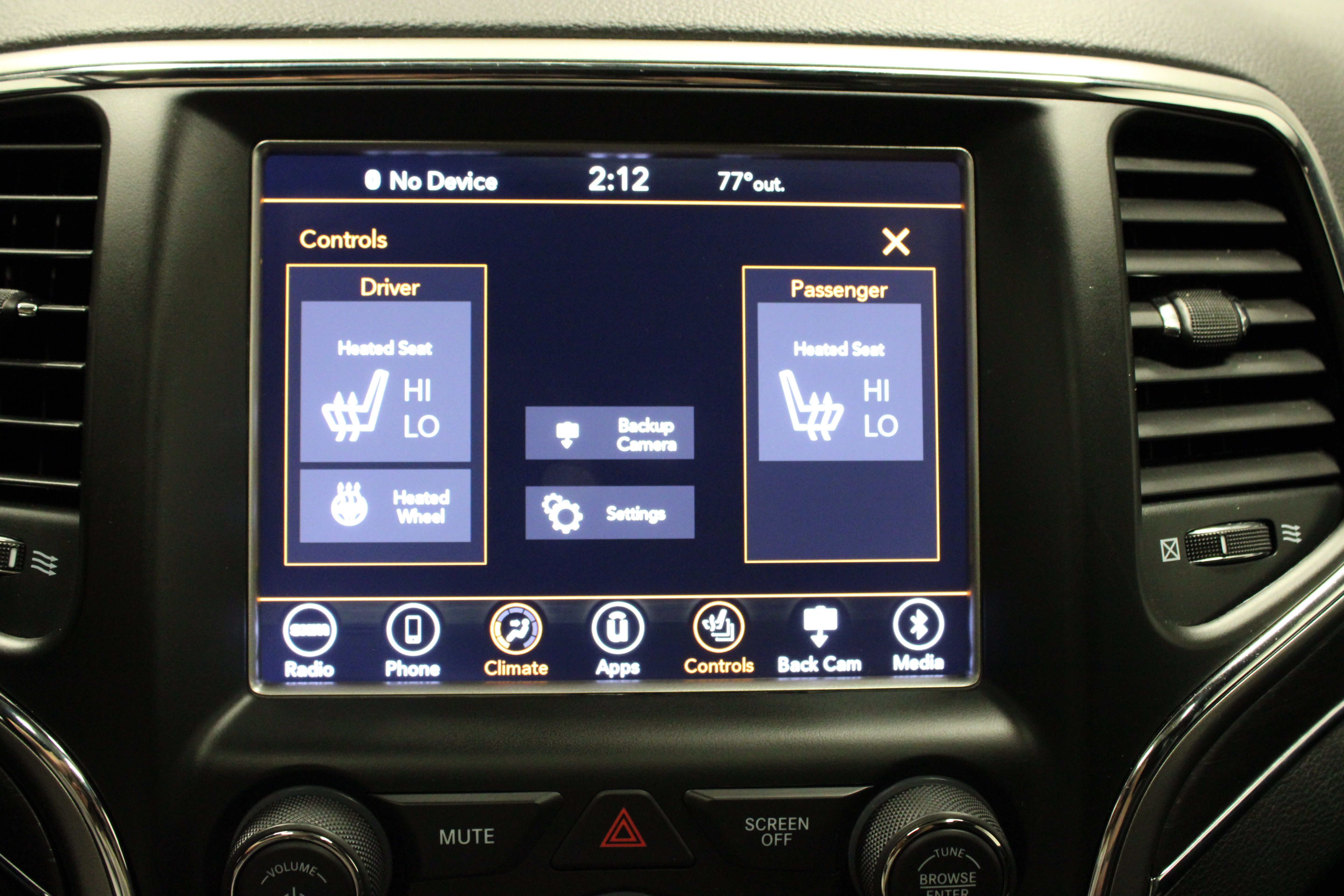 Used 2018 Jeep Grand Cherokee Limited AWD/4WD image 23