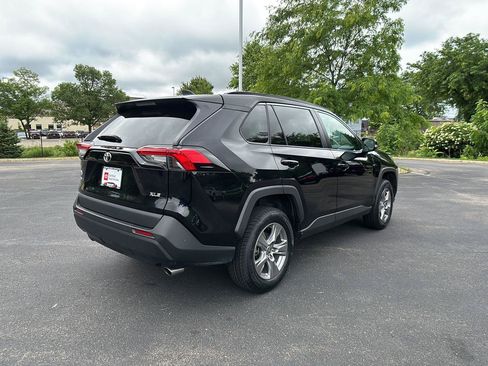 Used 2024 Toyota RAV4 XLE FWD image 11