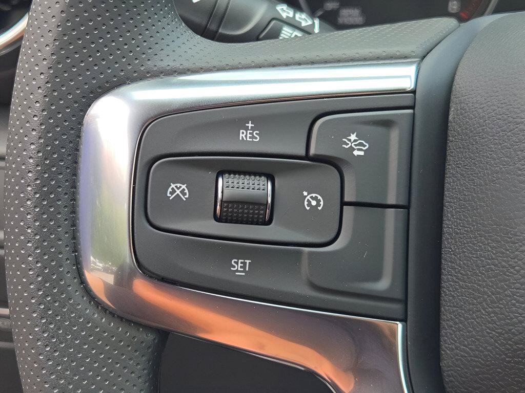 New 2026 Chevrolet Blazer LT w/ Convenience Package AWD/4WD image 34