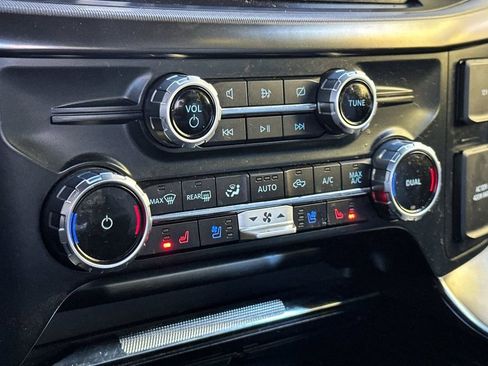 Used 2023 Ford F150 Platinum image 21