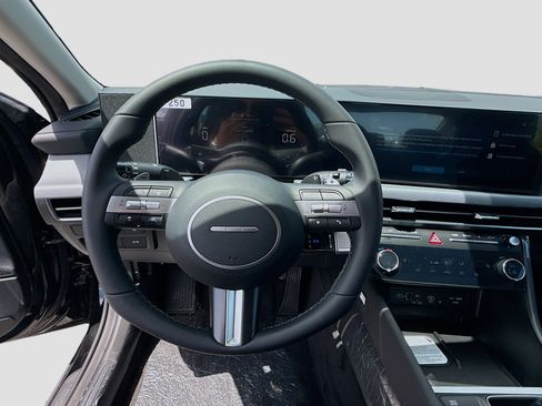 New 2026 Hyundai Sonata SEL FWD image 8