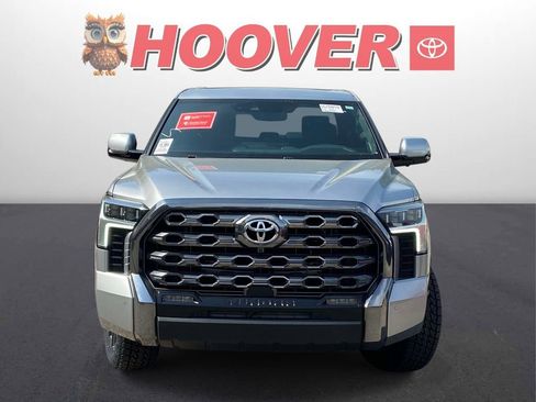 Used 2024 Toyota Tundra Platinum image 8