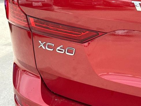 Certified 2023 Volvo XC60 T8 Ultimate image 32