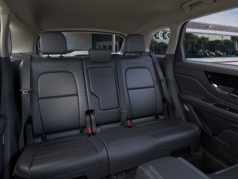 New 2026 Lincoln Corsair Premiere FWD image 12