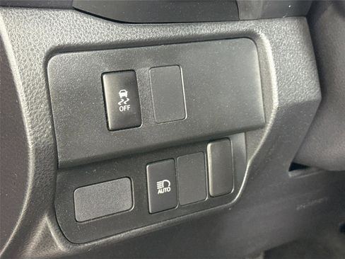 Certified 2022 Toyota Tacoma SR5 image 14