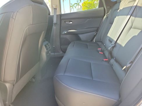 New 2026 Nissan Murano SL image 17