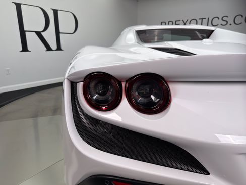 Used 2023 Ferrari F8 Tributo RWD image 23