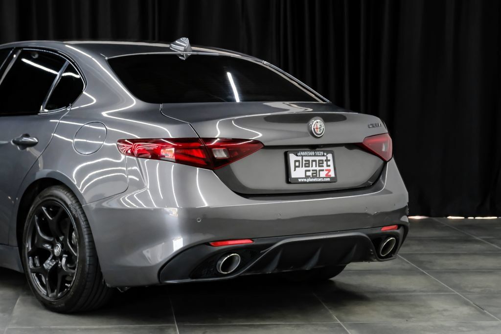 Used 2021 Alfa Romeo Giulia Sprint w/ Nero Edizione RWD image 13