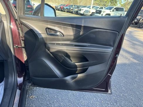 Used 2017 Buick Encore Preferred image 10