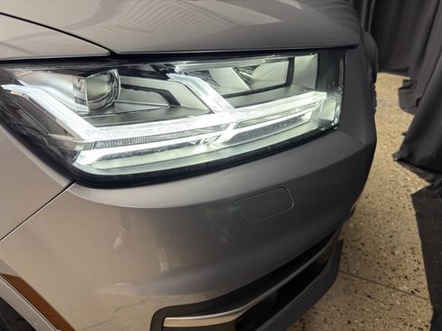 Used 2018 Audi Q7 3.0T Premium Plus AWD/4WD image 18