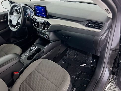 Used 2022 Ford Escape SE w/ SE Sport Appearance Package FWD image 28