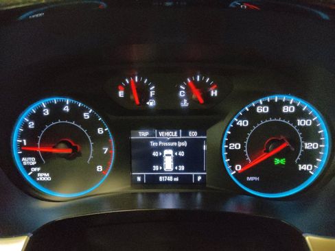 Used 2019 Chevrolet Traverse LT FWD image 23