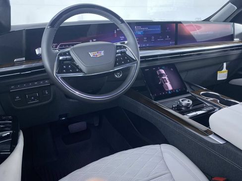 New 2026 Cadillac Escalade Platinum Sport w/ LPO, ONYX Package AWD/4WD image 2