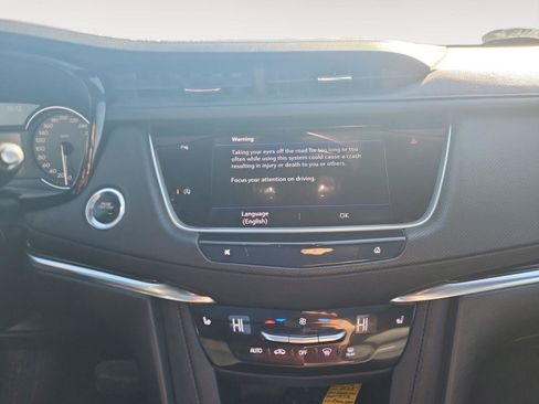 Used 2023 Cadillac XT5 Premium Luxury AWD/4WD image 14