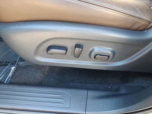 Used 2023 Nissan Murano Platinum w/ Cargo Package image 16