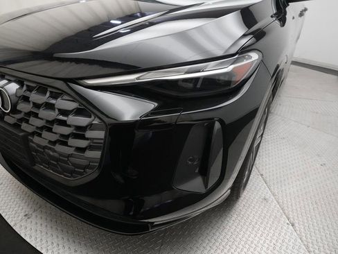 New 2025 Audi Q5 Premium image 24