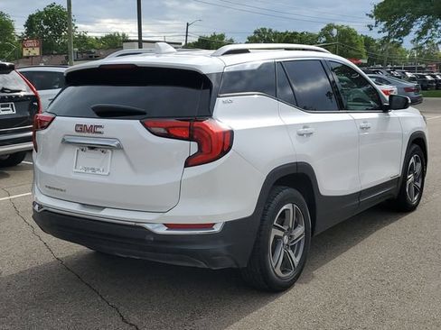 Used 2021 GMC Terrain SLT w/ LPO, Floor Liner Package FWD image 3