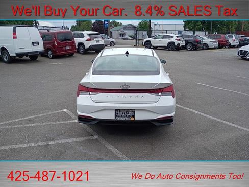 Used 2022 Hyundai Elantra SE FWD image 7