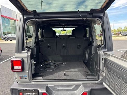Used 2023 Jeep Wrangler Unlimited AWD/4WD image 14