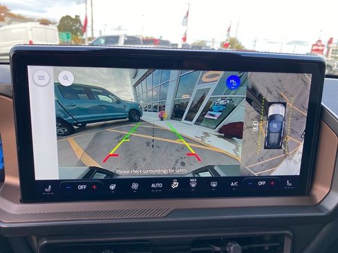 New 2025 Ford Bronco Sport Outer Banks w/ Outer Banks Tech Package+ AWD/4WD image 19