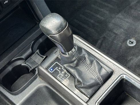 Used 2020 Toyota Tacoma TRD Off-Road image 24