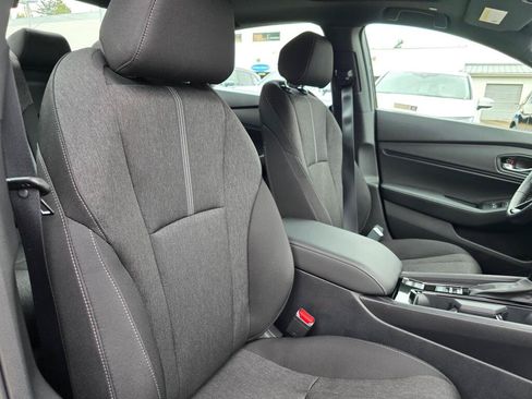 Used 2024 Honda Accord Sport image 11