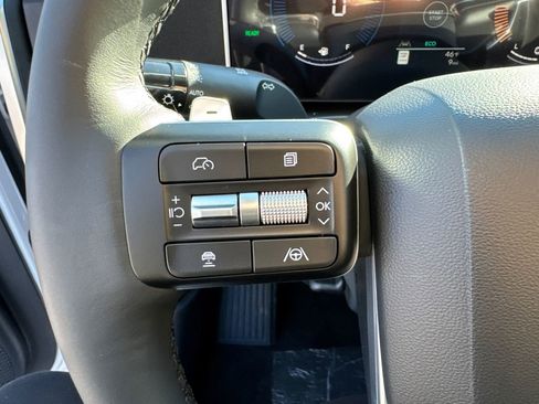 New 2026 Hyundai Santa Fe SE image 15