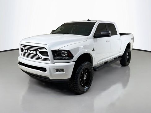 Used 2018 RAM 2500 Laramie w/ Sport Appearance Group AWD/4WD image 10