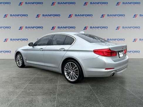 Used 2020 BMW 530i w/ Luxury Package RWD image 3