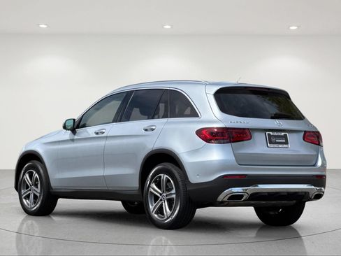 Used 2022 Mercedes-Benz GLC 300 4MATIC image 4