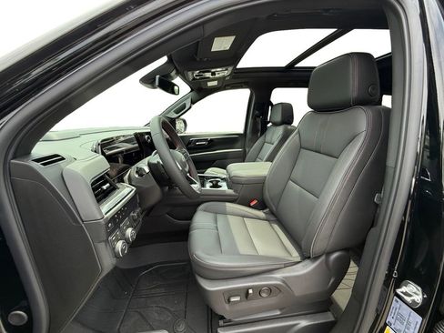 New 2026 Chevrolet Suburban RST w/ Sun And Tow Package AWD/4WD image 9