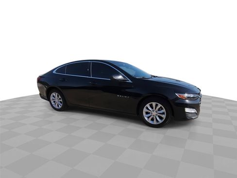 Used 2020 Chevrolet Malibu LT FWD image 2
