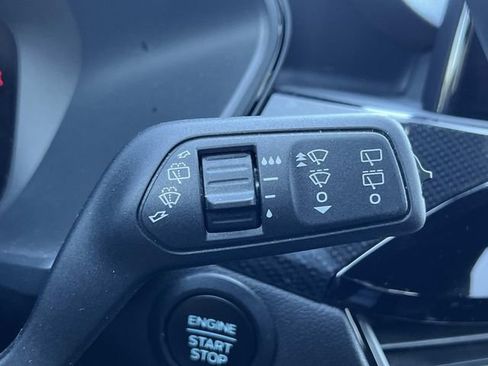 Certified 2023 Ford Escape ST-Line AWD/4WD image 31