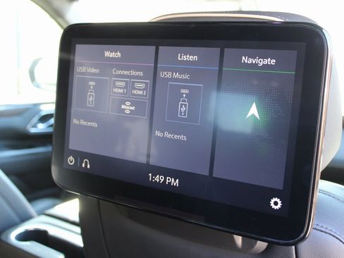 Used 2021 Chevrolet Tahoe Premier w/ Premium Package image 22