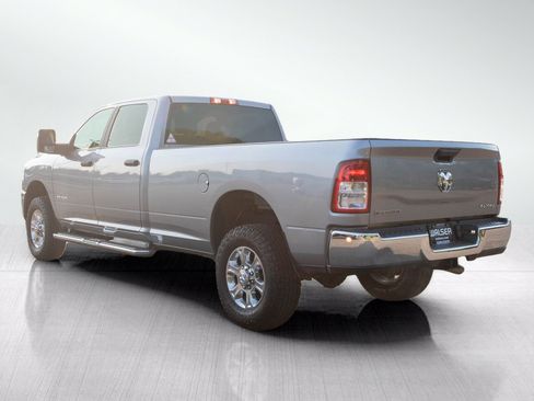 Used 2024 RAM 2500 Big Horn AWD/4WD image 3