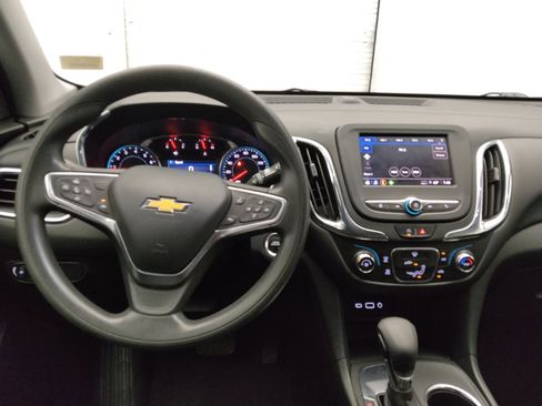 Used 2023 Chevrolet Equinox LT FWD image 22