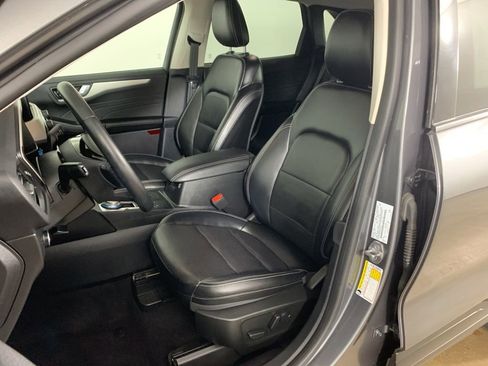 Used 2022 Ford Escape SEL image 26