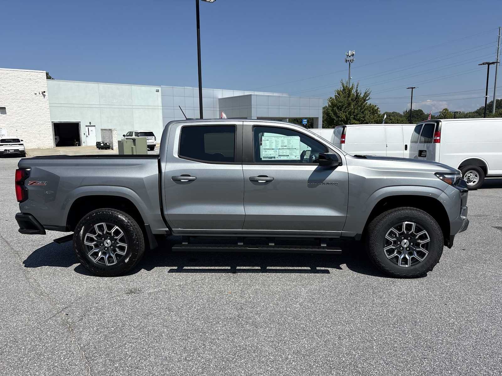 New 2026 Chevrolet Colorado Z71 w/ Technology Package AWD/4WD image 5
