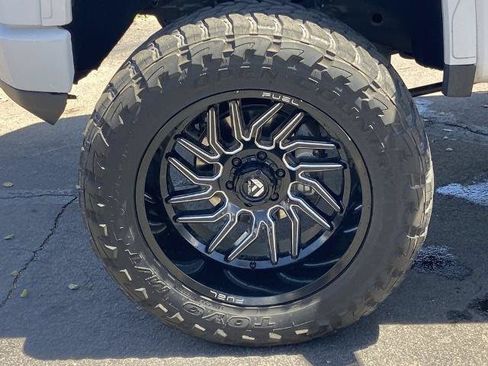 Used 2022 GMC Sierra 1500 Elevation w/ X31 Off-Road Package AWD/4WD image 27