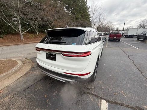 New 2026 Lincoln Corsair Premiere image 7