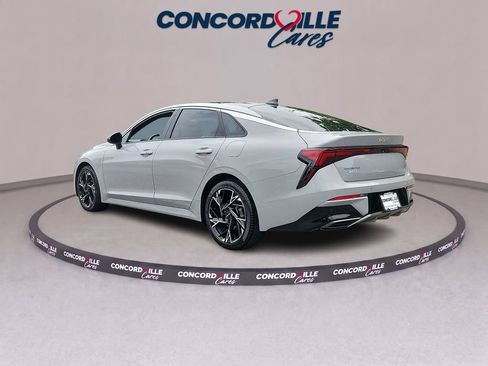 Used 2025 Kia K5 GT-Line w/ GT-Line Premium Package FWD image 4