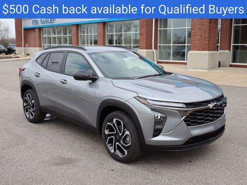 New 2026 Chevrolet Trax RS w/ Driver Confidence Package FWD image 2